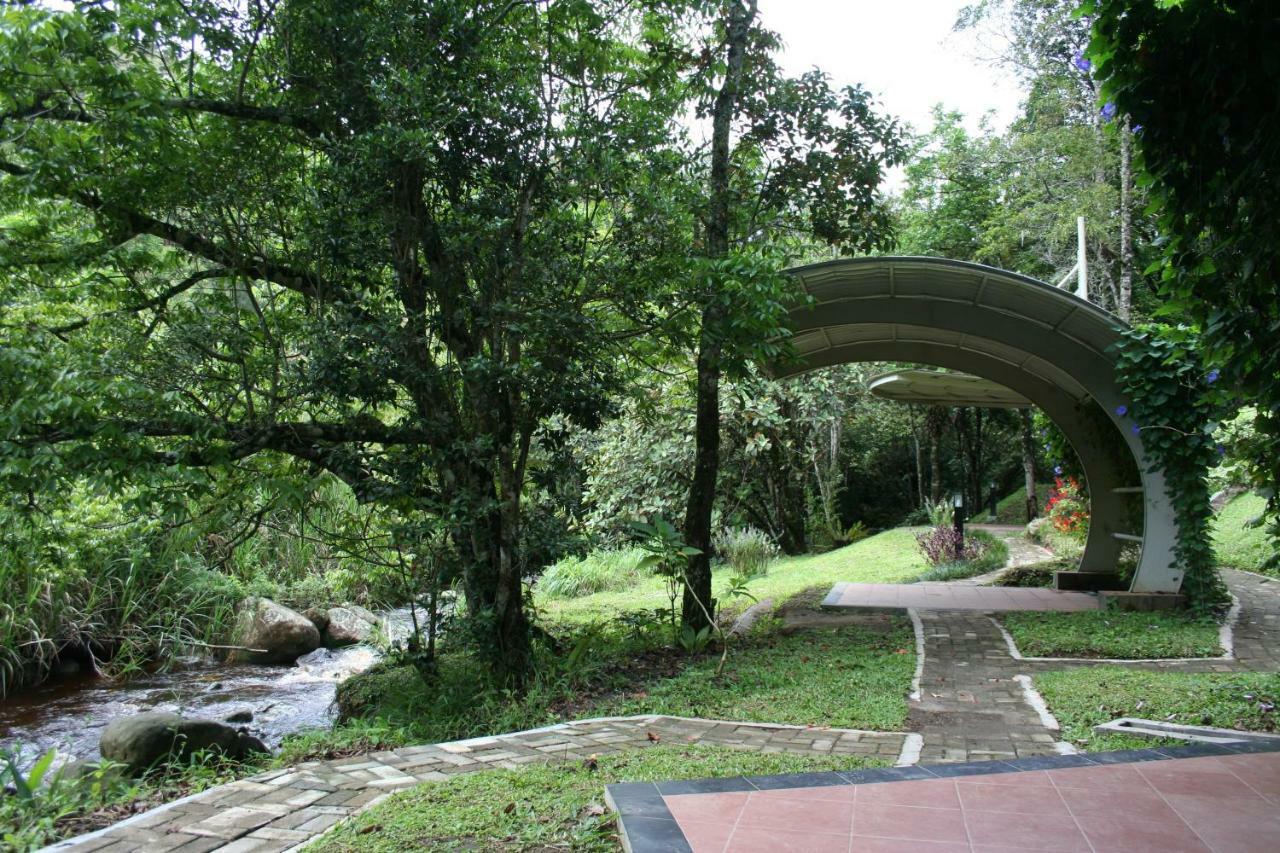 Taman Simalem Resort Tongging Εξωτερικό φωτογραφία